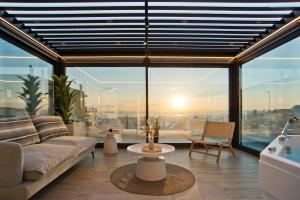 Riviera Sky Loft