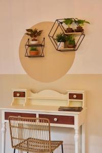 Manila 3 bedrooms 2 bathrooms Huge Balcony
