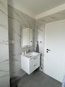 Senna Coastal - Modern Apartment Croatia