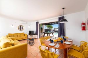 Villa Flamingo by Villa Plus