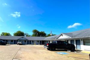Deluxe Inn & Suites Corpus Christi I 37
