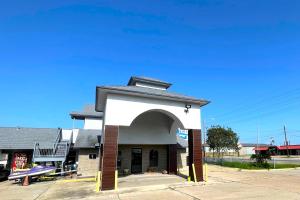 Deluxe Inn & Suites Corpus Christi I 37