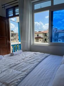 Spacious 1 bed apt with view in Bombolulu Mombasa