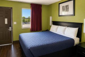 Deluxe Inn & Suites Corpus Christi I 37