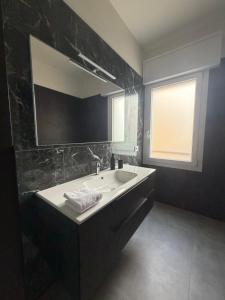 Velù Apartment
