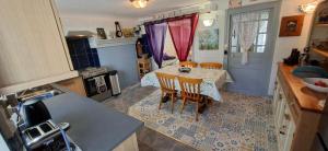 Maison de Caractère - Chambre Privée avec Jardin -