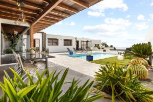 Villa Macher Piscina y Bar piscina