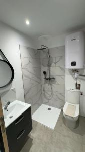 Les Perles de Limoux -Studio Centre Climatiseur Wifi Parking Gratuit
