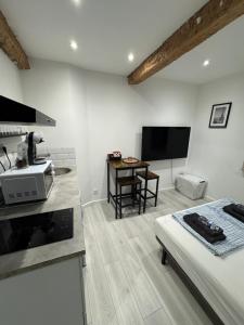 Les Perles de Limoux -Studio Centre Climatiseur Wifi Parking Gratuit