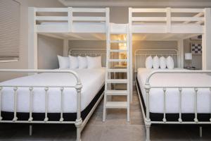 Phoenix Gulf Shores II 1703