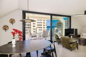 Apartamento de 3 dormitorios con vistas al mar