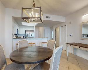 Ariel Dunes I 609