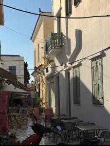 Aegli Rooms