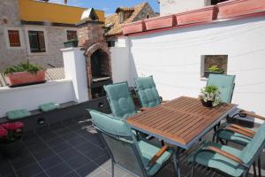 Apartments Old Town Stone Suites