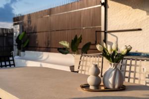 ATELIER 10 , Acropolis View Heated Plunge Pool Apartment