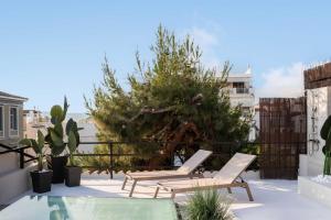 ATELIER 10 , Acropolis View Heated Plunge Pool Apartment