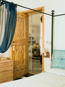 Sardinian Luxury Hospitality - Villa Fuli Rooms and more