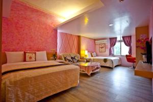 Phòng Deluxe 4 Người (Deluxe Quadruple Room)