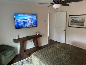 Red Creek Acres - Brand New Cooperstown Home