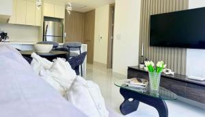 New Kennedy Norte Suite at Millenium Towers