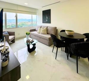 New Kennedy Norte Suite at Millenium Towers