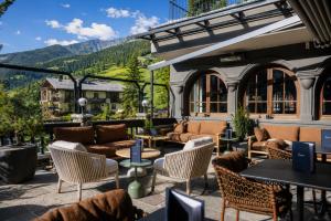 MyGoodLife Hotel & Bar