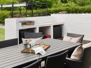 14 person holiday home in Ebeltoft-By Traum
