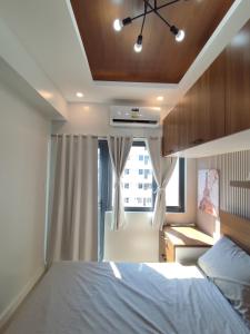 2BR Near NAIA Fully Furnished Bloom Tower A