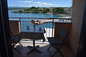 Apartment Beachfront in Vantacici-Insel Krk 58062