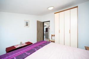 Apartments by the sea Nin, Zadar - 15842