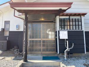A small, private villa , chinokana house
