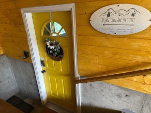 Downtown Alpine Suite