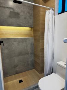 Apartamento Moderno Frente al Mar Tucacas