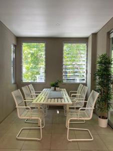Two Bed Apartment on Leafy Crown St, Surry Hills