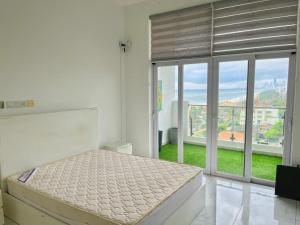 Blue Ocean Breeze SHARED like homestay