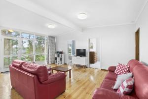 Bright & Airy & Close to Everything