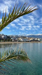 Mira Kalyves Seaviews & Mountain View Apartment