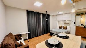 Flat Jardins com Garagem, WiFi e Piscina