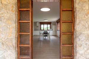 Casa Suesa - by Wehomes