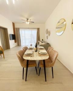 Cana Bay CB2 Hard Rock luxury 2bdr apart by Moon Palace, pool beach club golf gym quiet new, airport pickup Mex Col US Bra EU