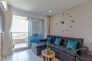 New loft with view at the sea closer at the airpor