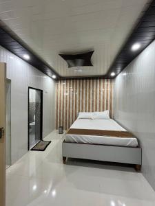 The Home Stay Golden Key