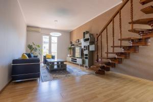 Central Duplex Tirana