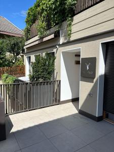 Leos Chalet