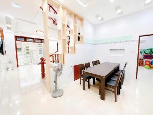Nhà Phố Homestay