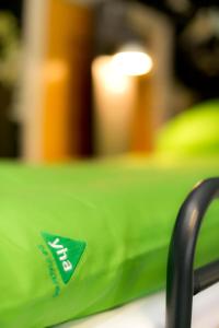 Bunk Bed in Male Dormitory Room with Shared Bathroom room in YHA Grasmere Butharlyp Howe