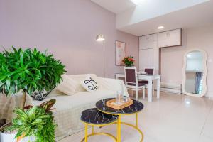 River Gate Apartment 1 Separate Bedroom District 4