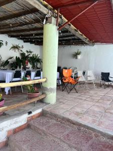 Centrally located accommodation with a spacious patio, Parras