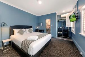 Hotel Emerald