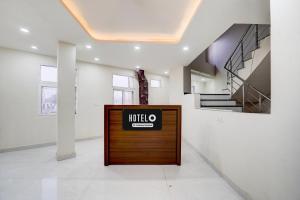 Super Hotel O Delhi Meerut Expressway Makanpur Formerly Crystal 24